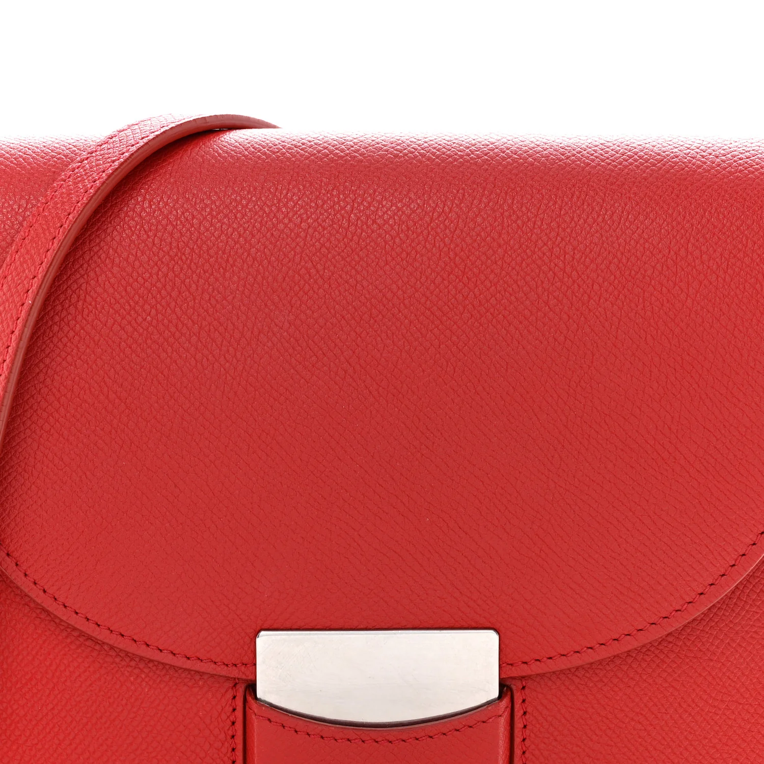 Grained Calfskin Small Trotteur Coquelicot - Top Club
