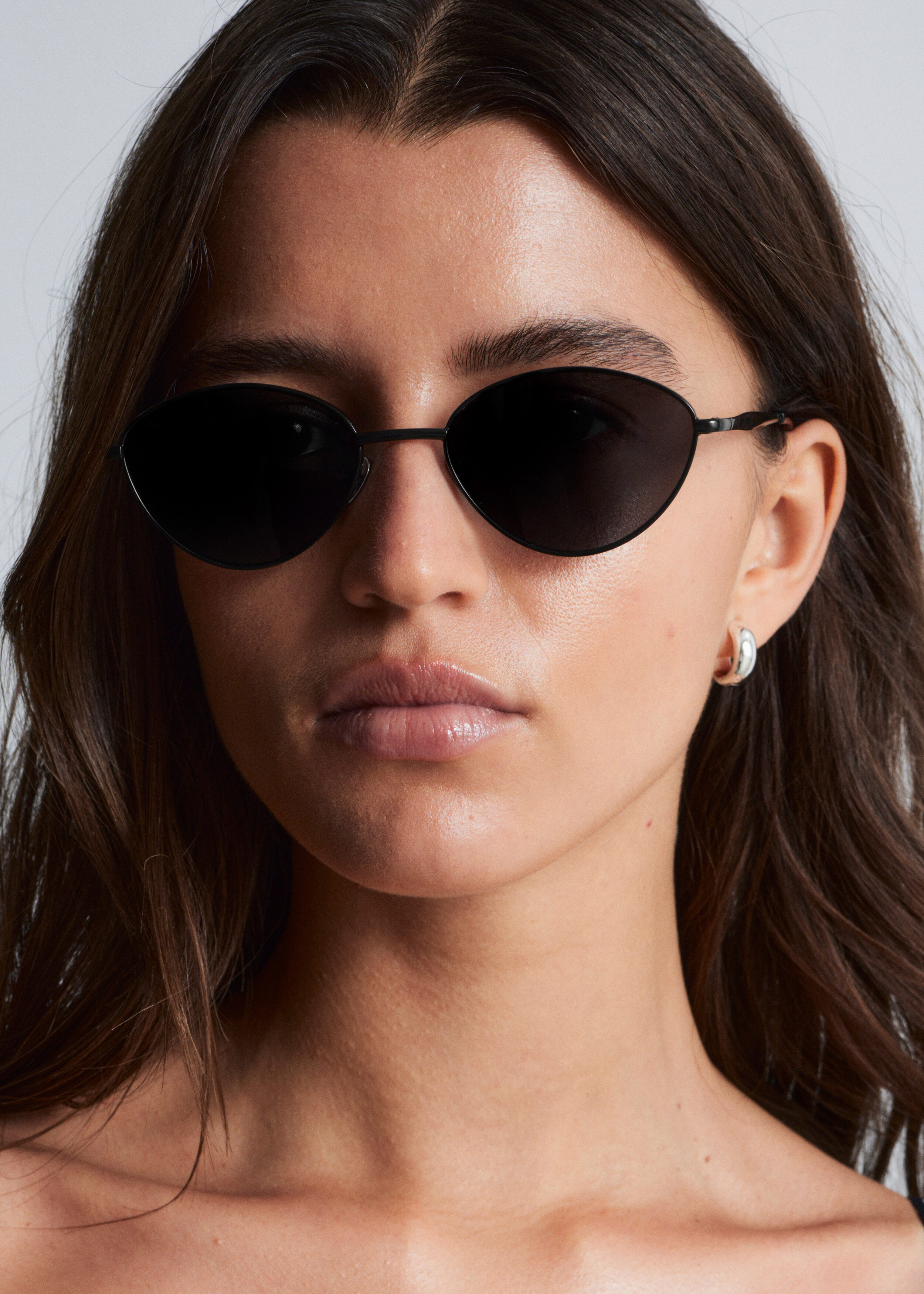 & Other Stories WIRE-FRAME OVAL SUNGLASSES