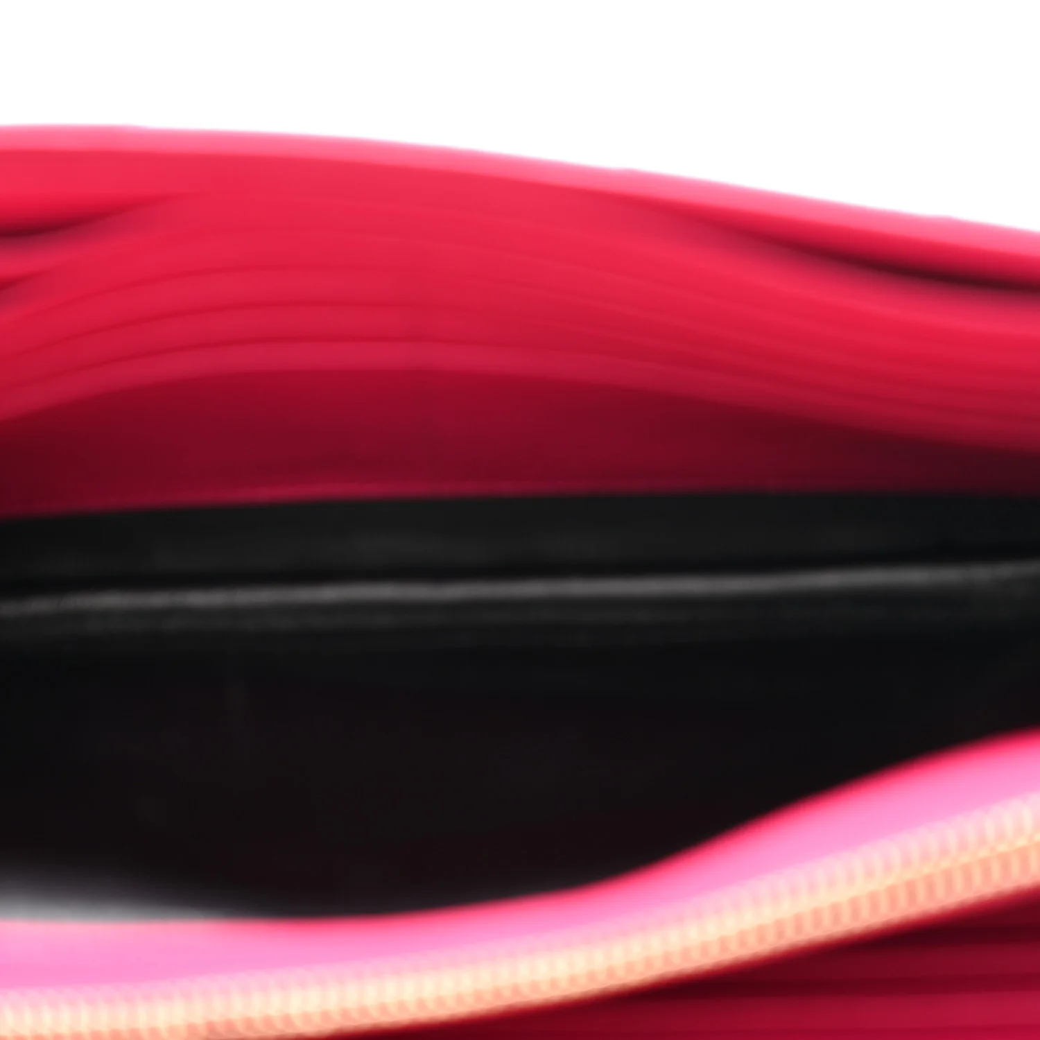 Grain De Poudre Matelasse Chevron Monogram Chain Wallet Lipstick Fuchsia - Top Club