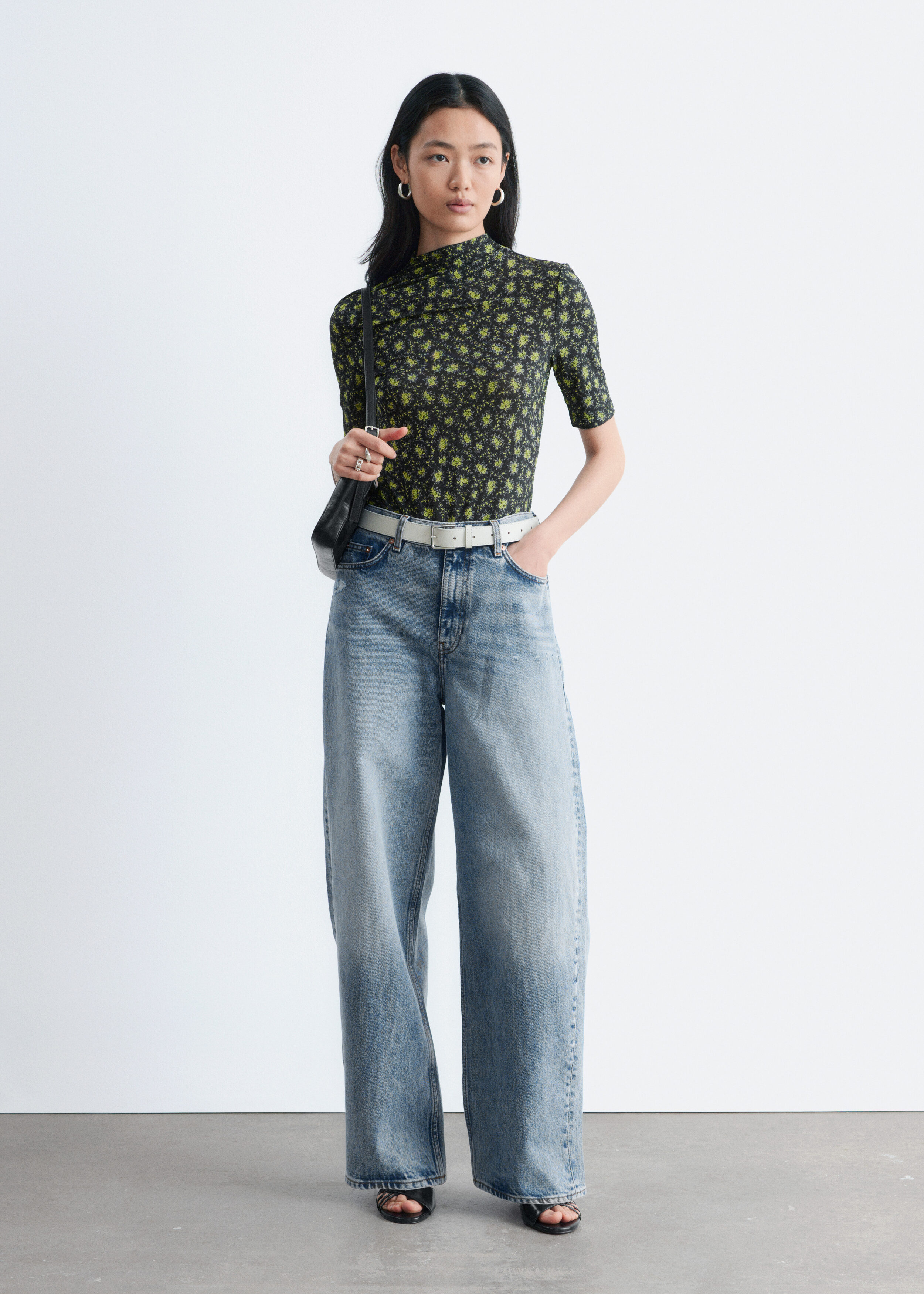 & Other Stories SHORT-SLEEVE MOCK-NECK TOP