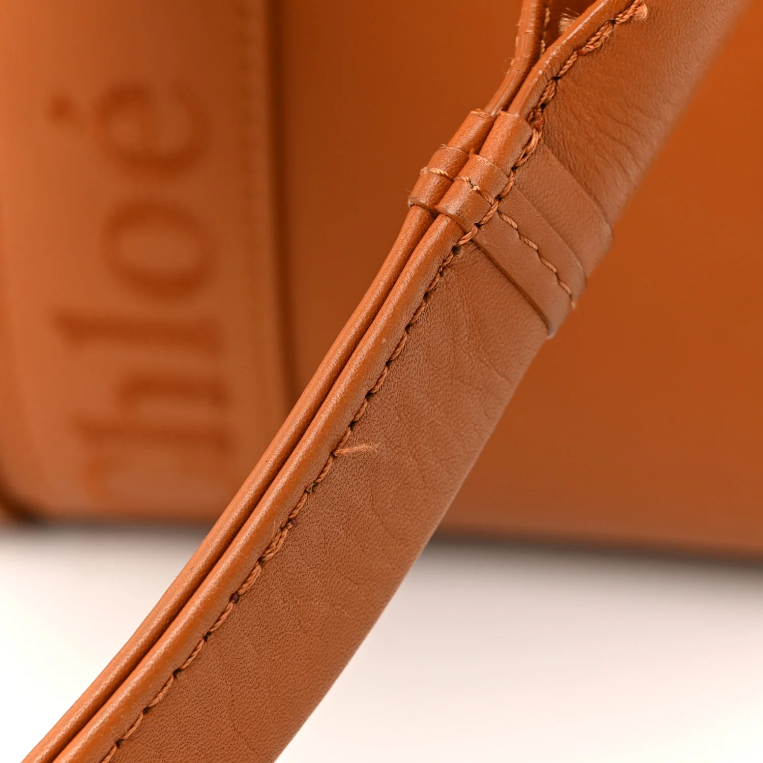 Calfskin Medium Woody Tote Caramel - Top Club