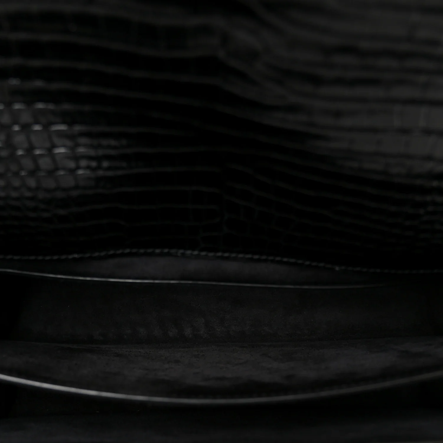 Calfskin Crocodile Embossed Large Monogram Sunset Black - Top Club
