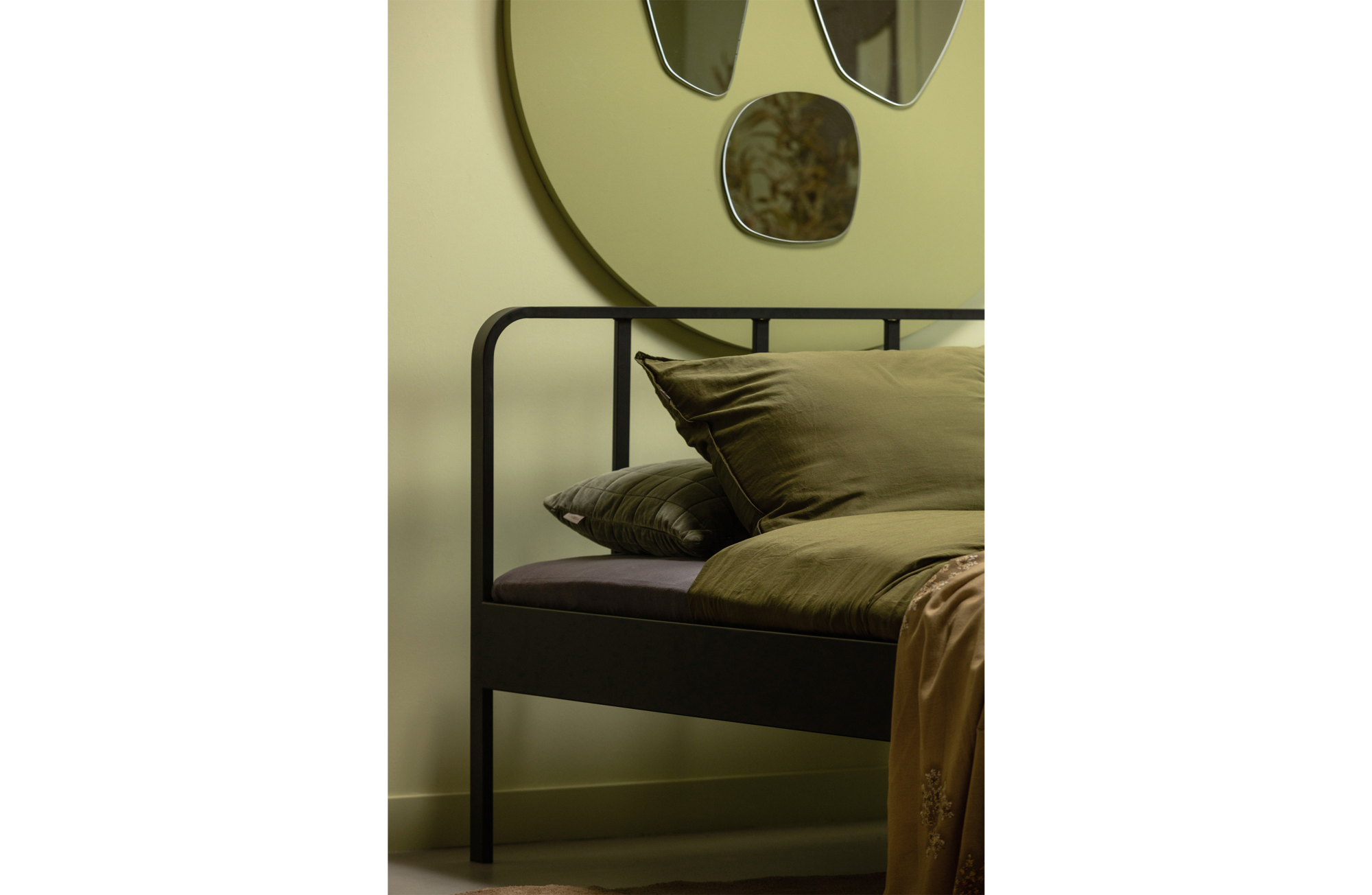 WOOOD tweepersoonsbed Mees - 160x200cm Mees tweepersoonsbed - Zwart
