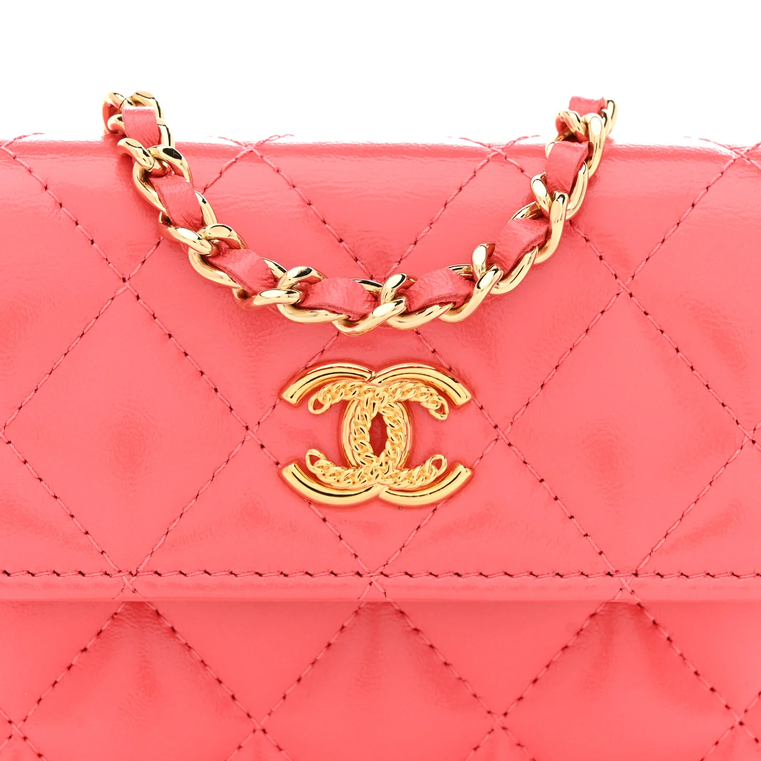 Shiny Lambskin Quilted Card Holder On Chain Pink - Top Club