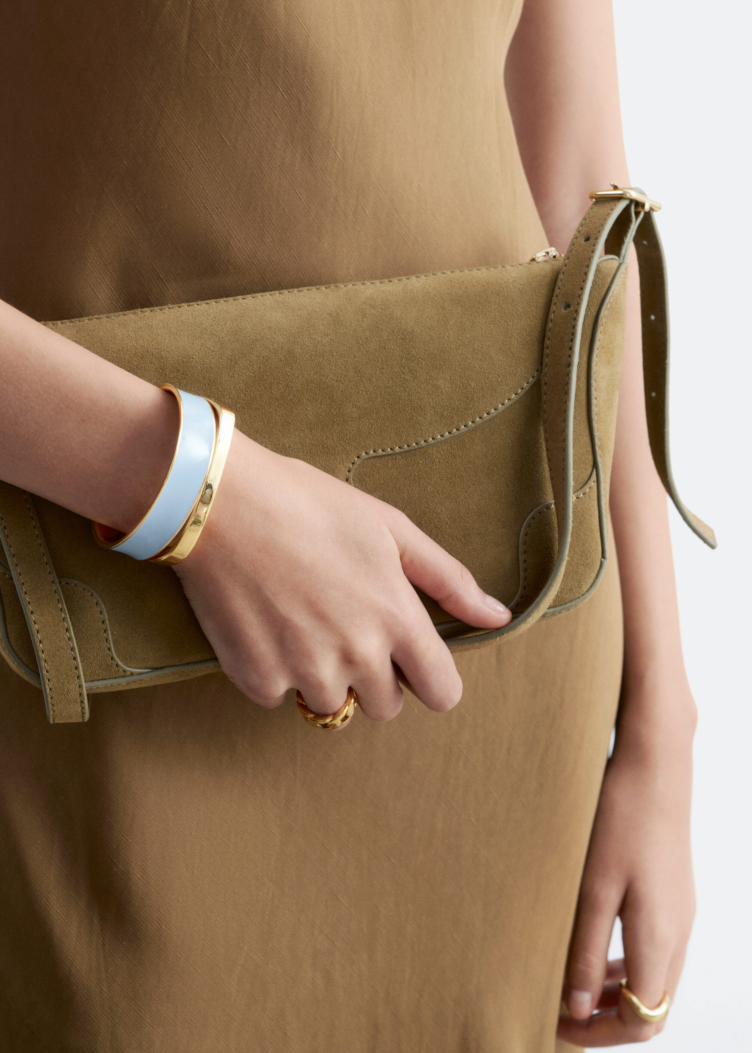 & Other Stories TWO-TONE CUFF BRACELET
