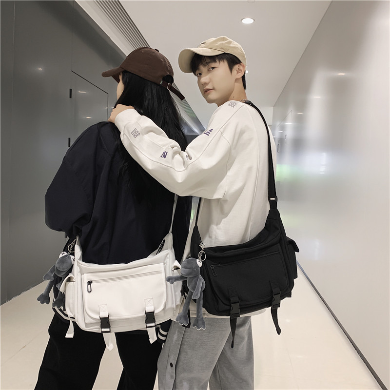 Minimalist crossbody bag for men and women, Japanese-style large-capacity functional shoulder messenger bag, workwear style college student backpack for men