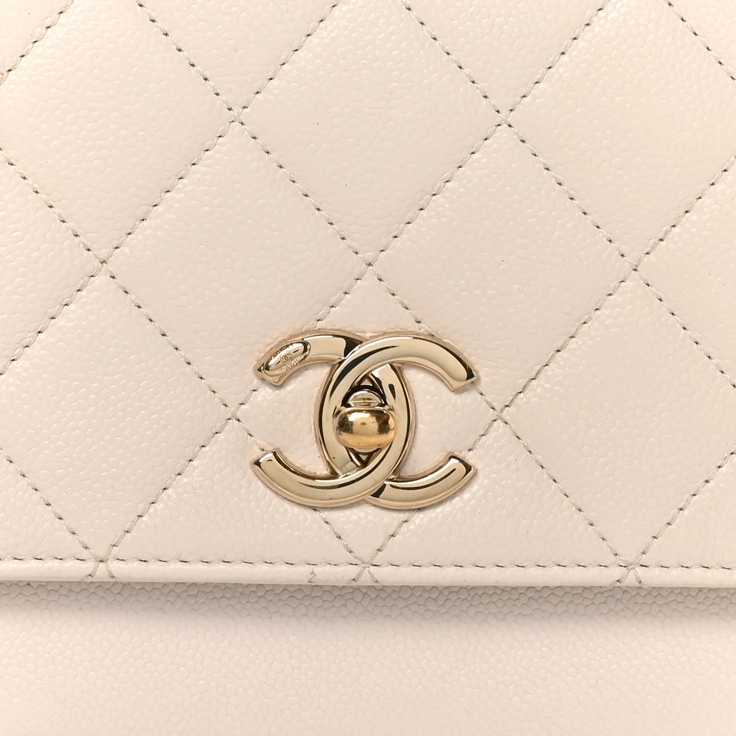 Caviar Quilted Medium Business Affinity Flap White - Top Club