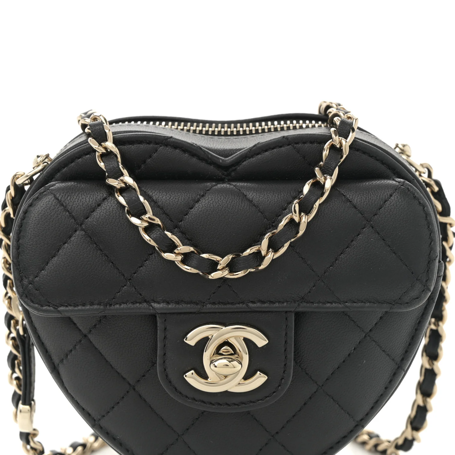 Lambskin Quilted CC In Love Heart Clutch With Chain  Black - Top Club