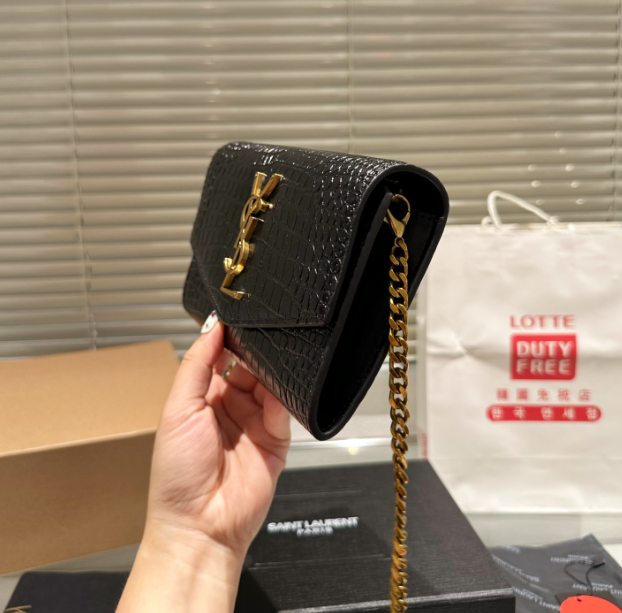 Y Uptown Leather Clutch  White - Top Club