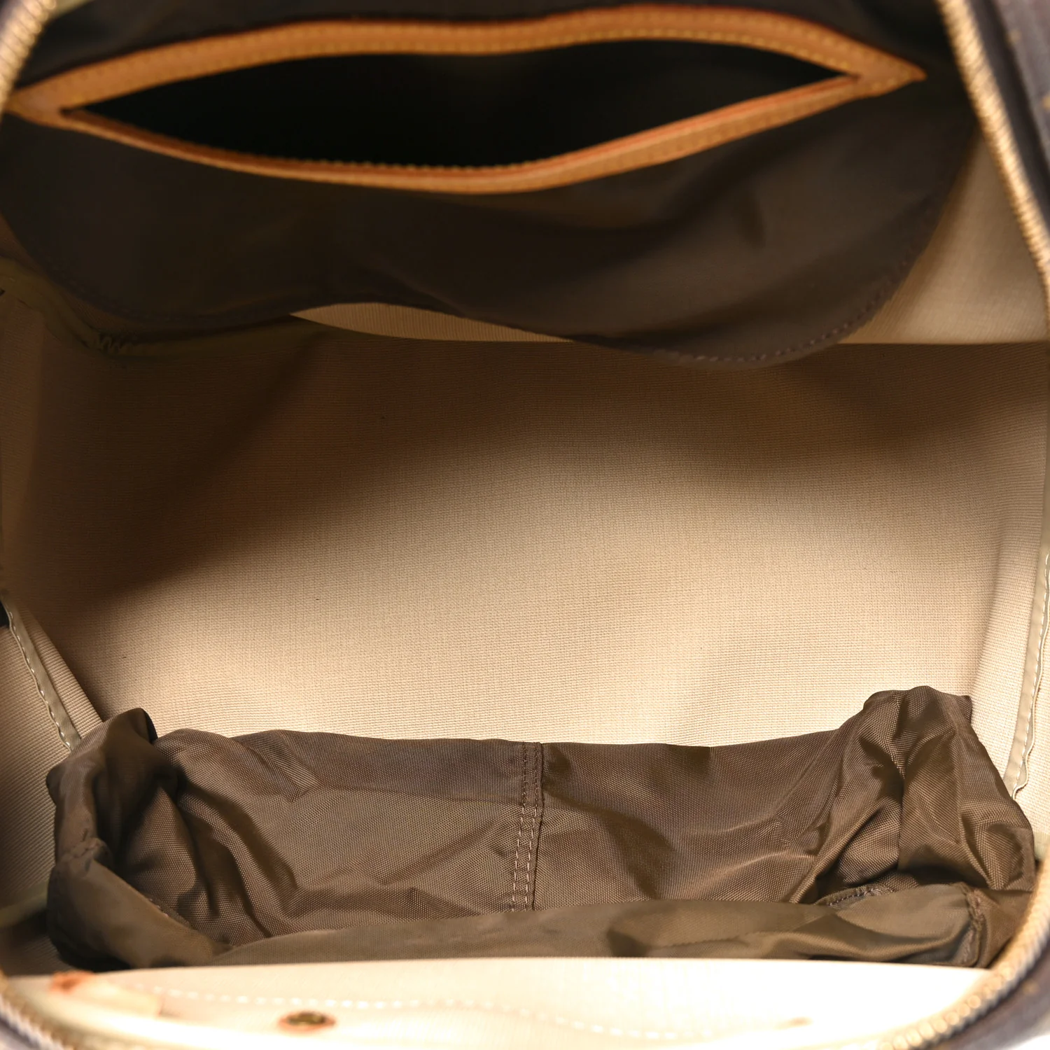 Monogram Evasion Sports Bag - Top Club