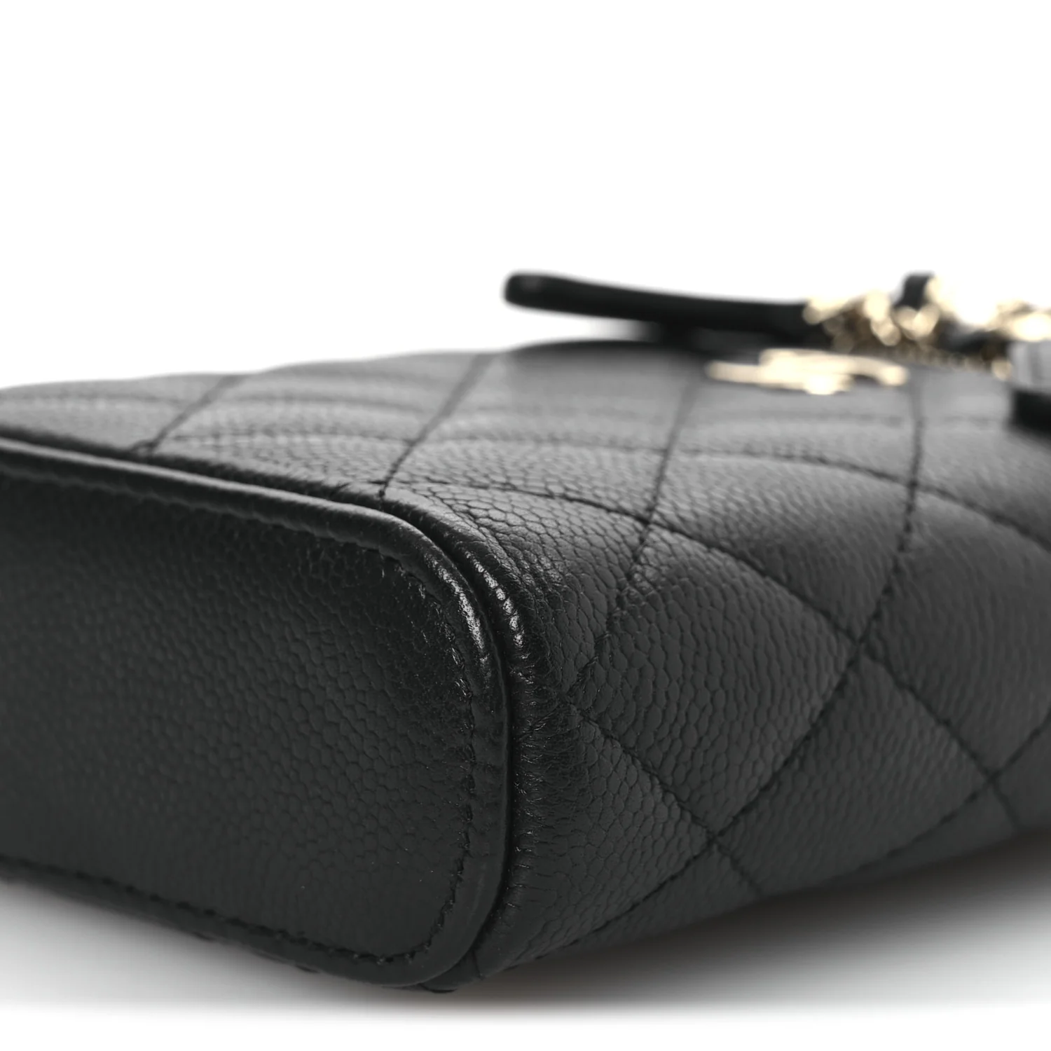 Caviar Quilted Small Vertical Coco Beauty Vanity Case With Chain Black - Top Club