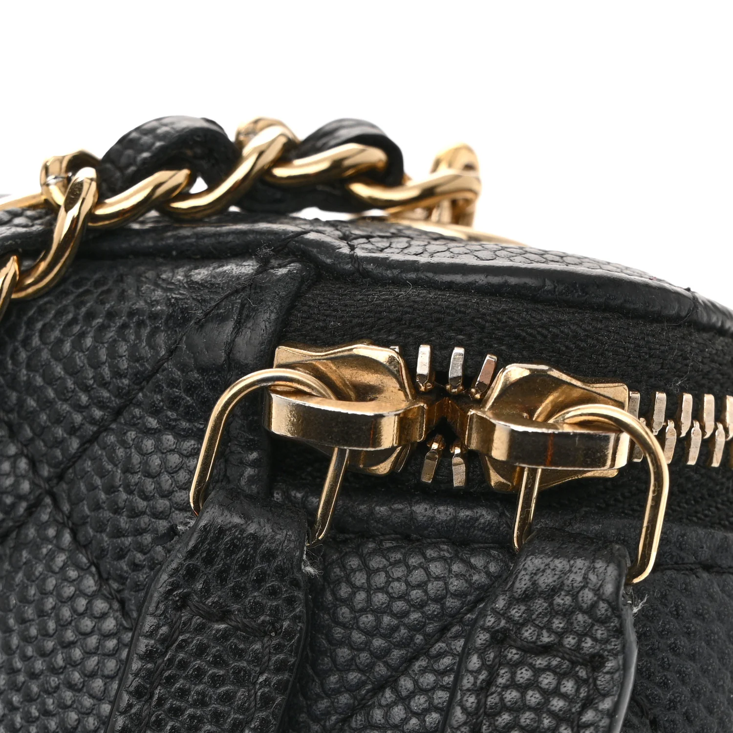 Caviar Quilted Small Vertical Coco Beauty Vanity Case With Chain Black - Top Club