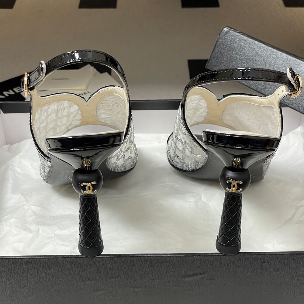 CHANEL Sandals - Top Club