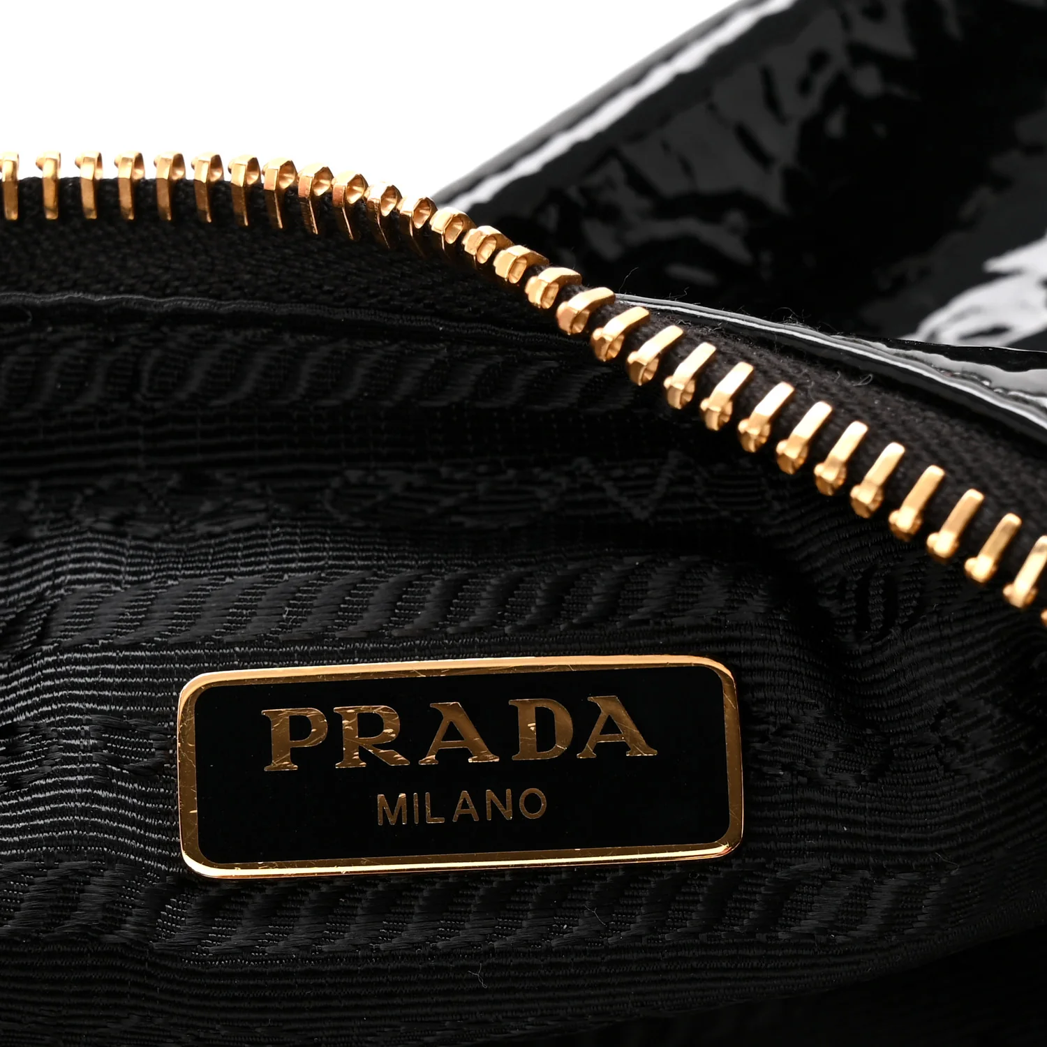 Patent Naplak Re-Edition 2005 Shoulder Bag With Charm Black - Top Club
