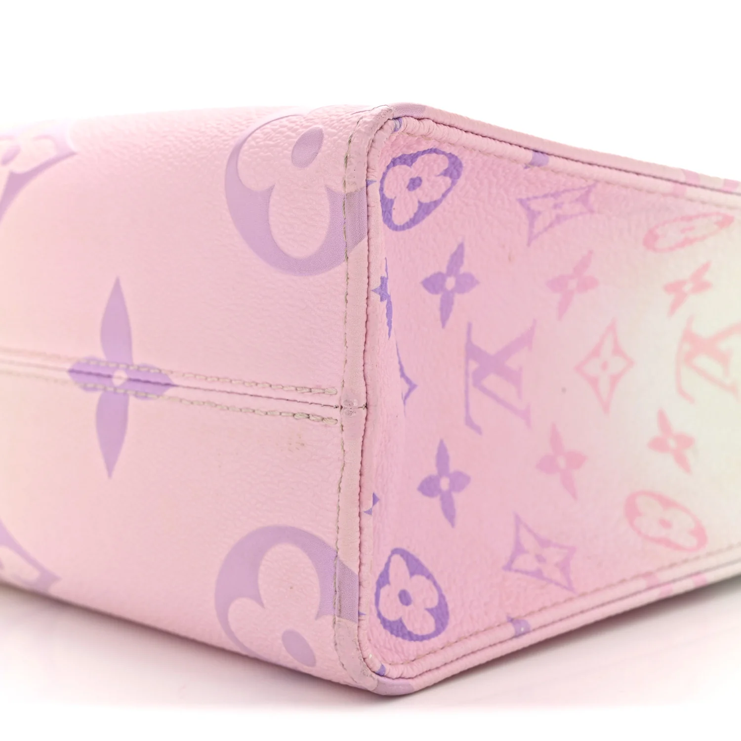 Monogram Giant Spring In The City Onthego PM Sunrise Pastel - Top Club