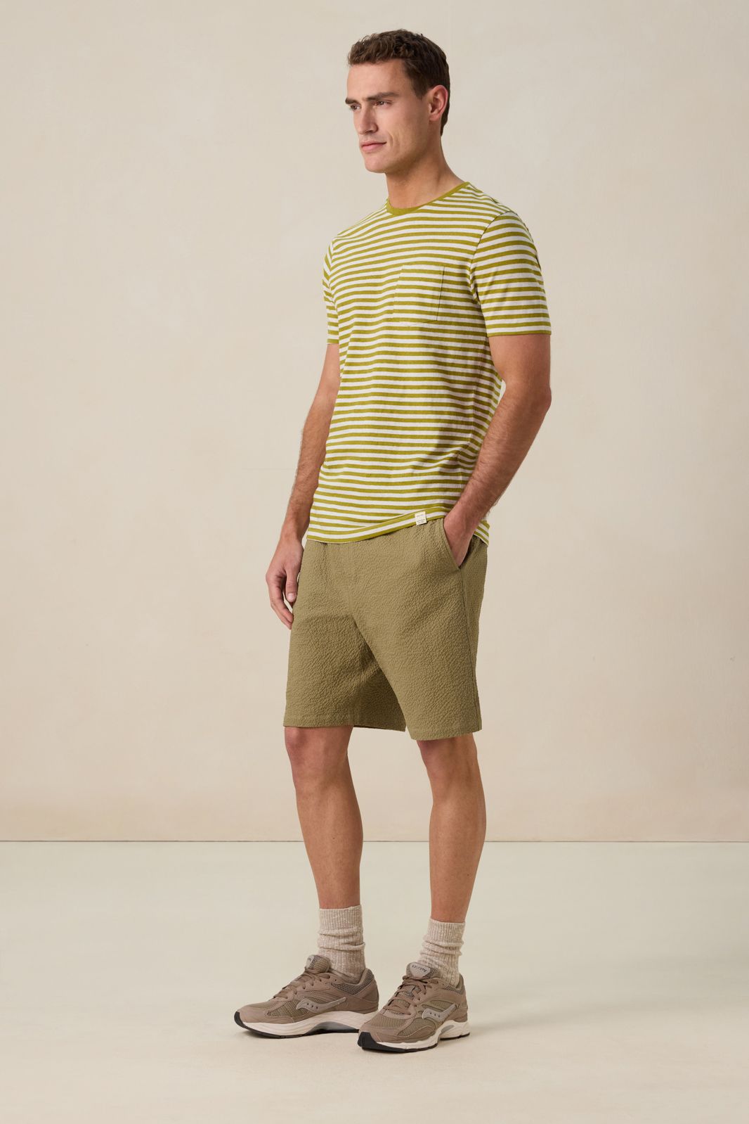 Lichtgroen gestreept T-shirt