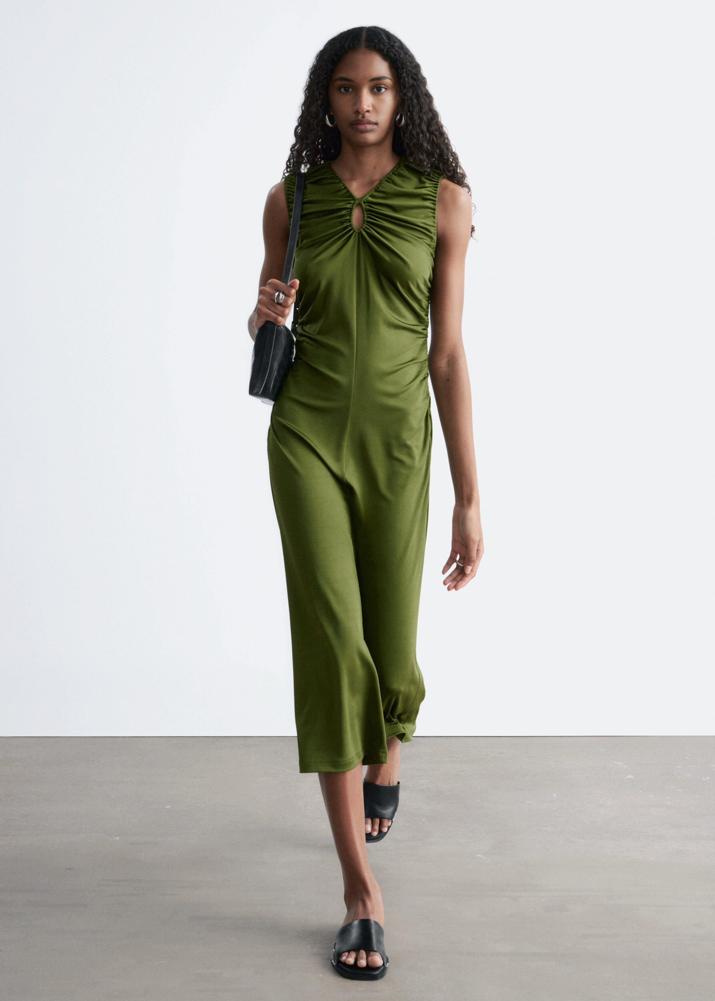 & Other Stories RUCHED KEYHOLE-NECK MIDI DRESS