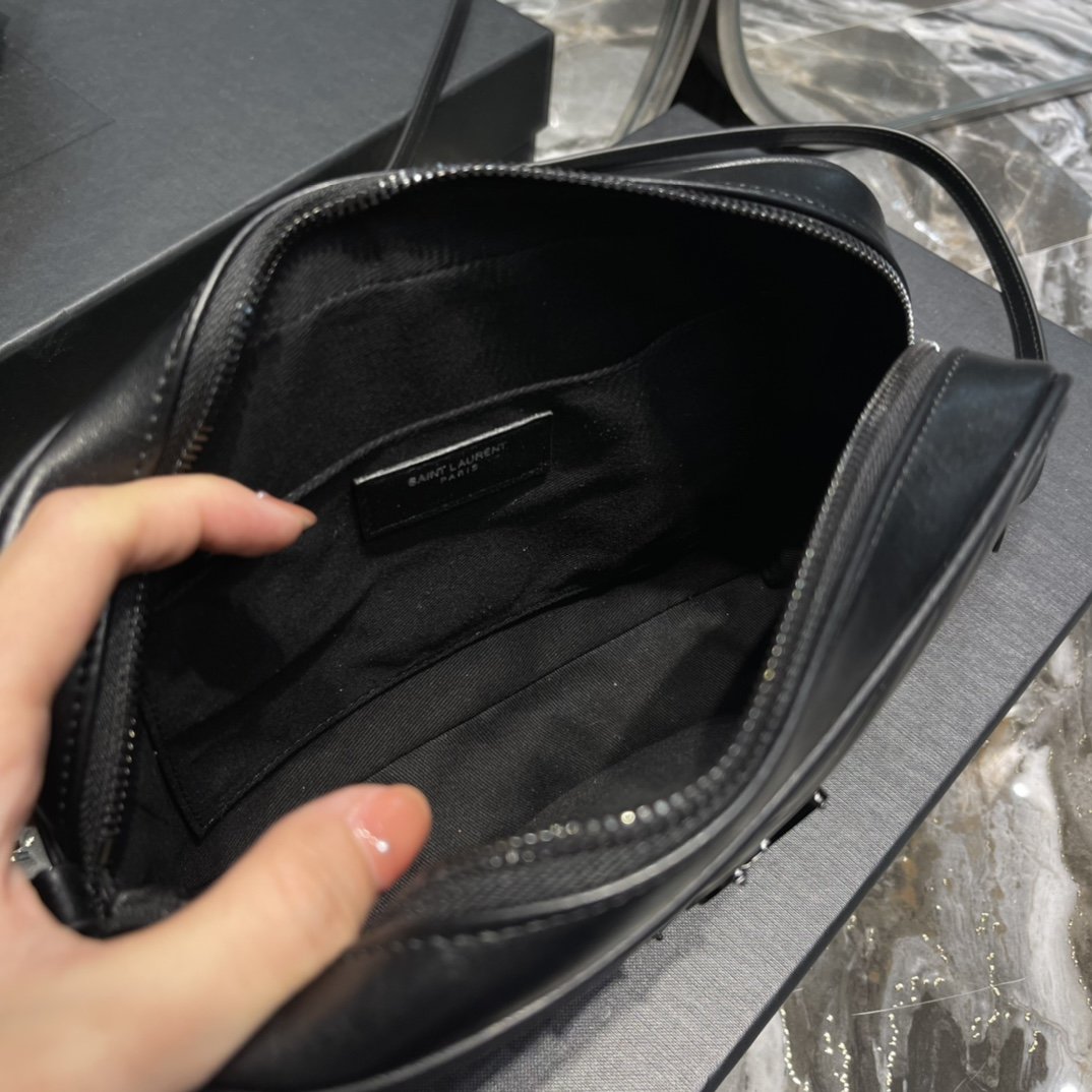 Y Lou Camera Bag Black With Metal Hardware - Top Club