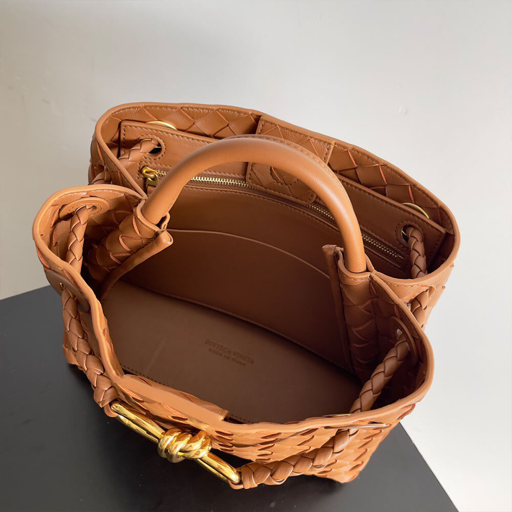 Bottega Veneta Small Andiamo - Top Club