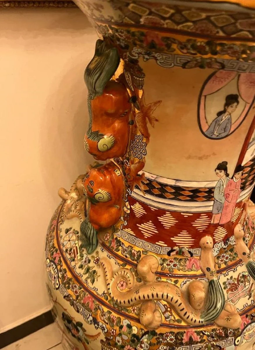 Luxury Baroque decorative vase multicolored Ø 33 x H. 92 cm - Antique Chinese porcelain vase - Chinese luxury Baroque decorative accessories