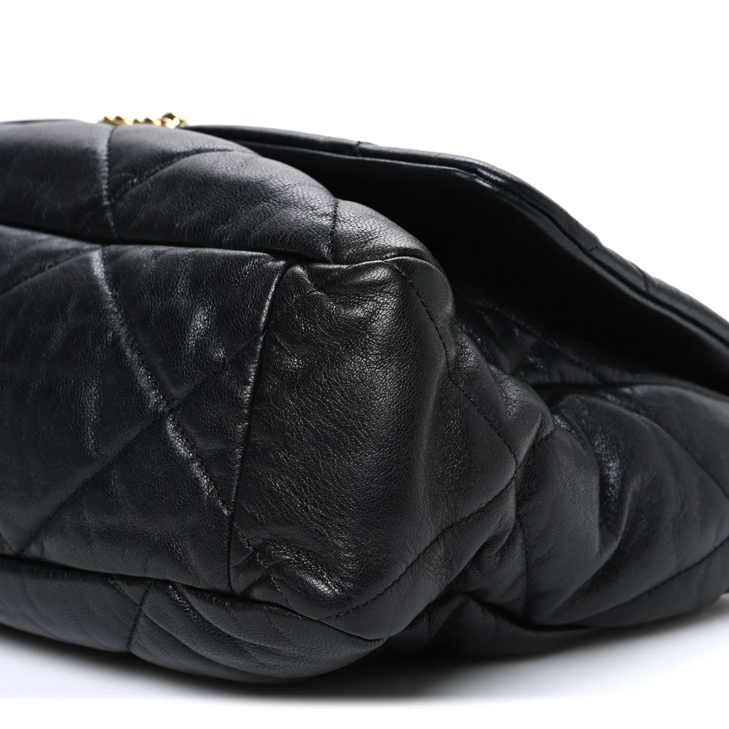 Shiny Goatskin Quilted Maxi Chanel 19 Flap Black - Top Club