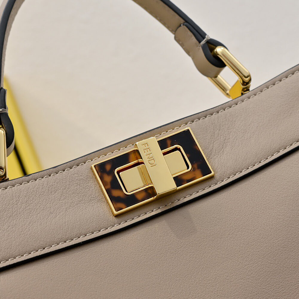 FENDI Peekaboo ISeeU Small(high-end grade) - Top Club