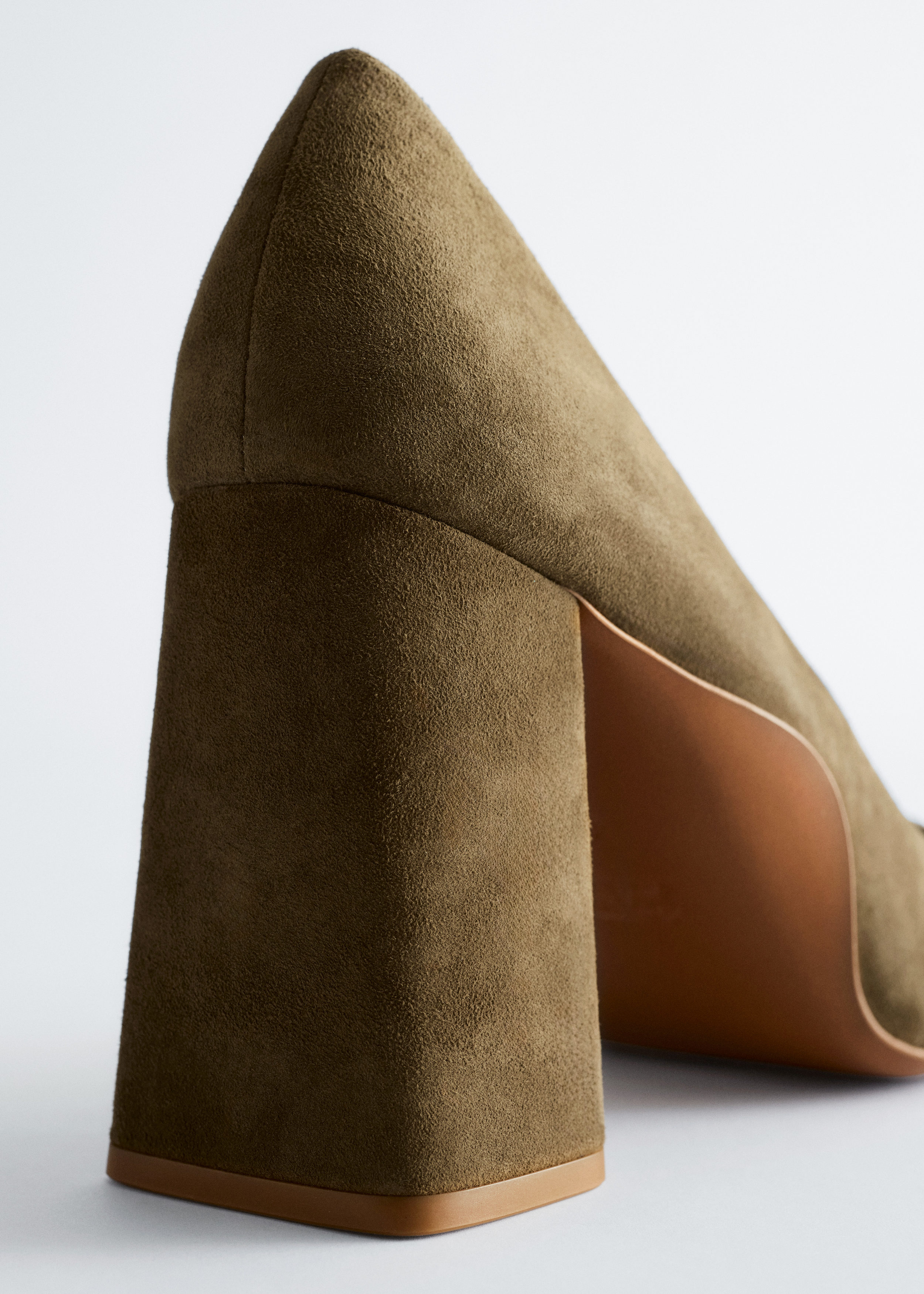 & Other Stories SUEDE BLOCK-HEEL PUMPS