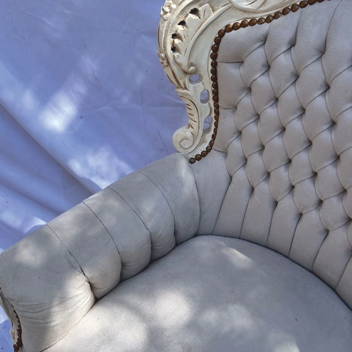 Baroque living room armchair gray / antique white - magnificent baroque furniture