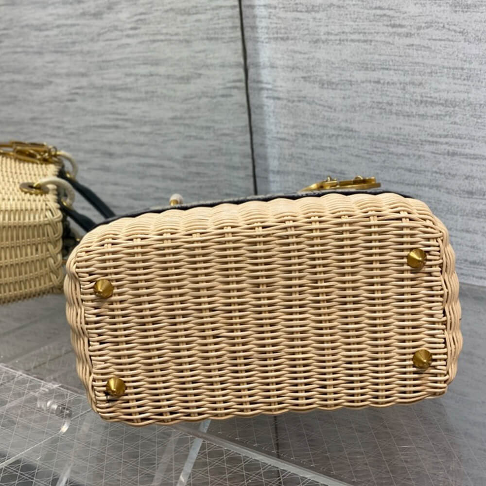 Medium Lady Dior Bag - Top Club