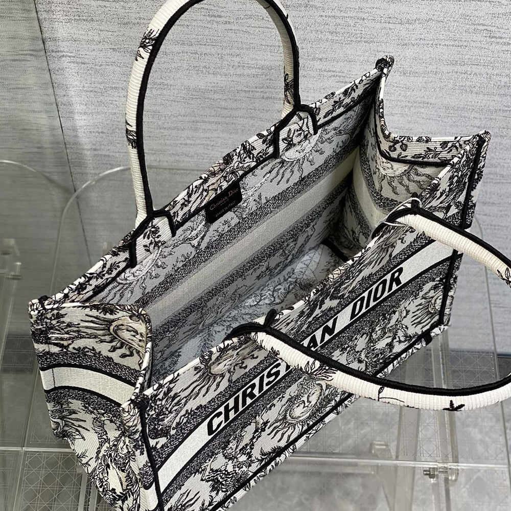 Medium Dior Book Tote - Top Club