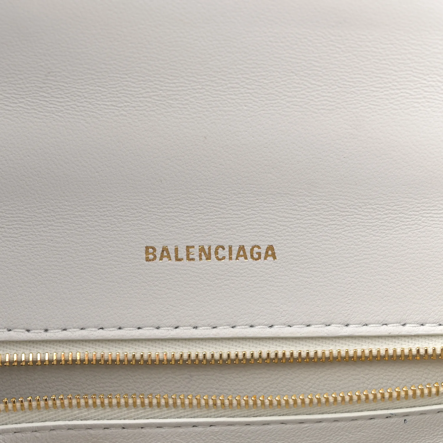 Calfskin Crocodile Embossed Small Hourglass Top Handle Bag White - Top Club