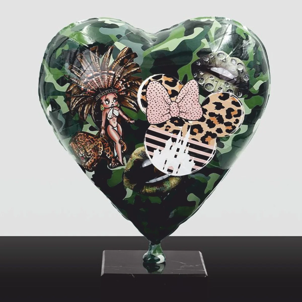Decorative balloon in heart shape green / colorful H. 30 cm - living room decoration