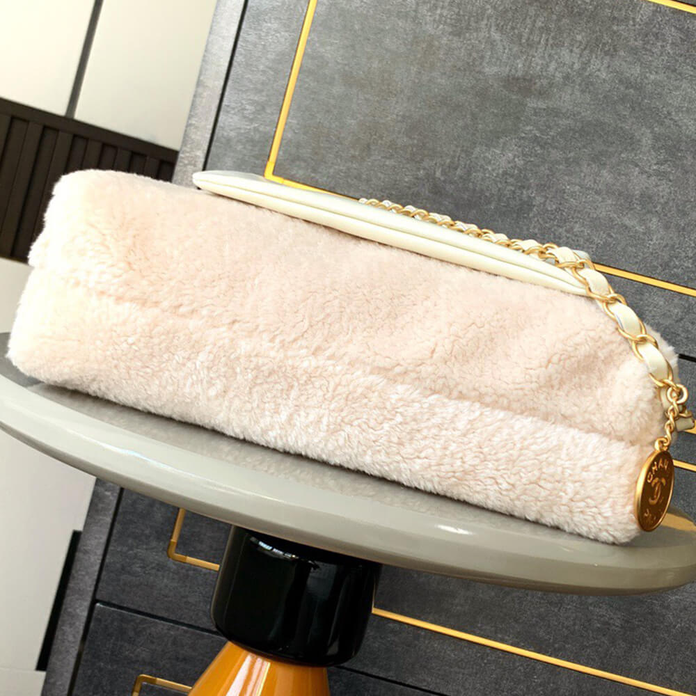 CHANEL 22 SMALL HANDBAG - Top Club