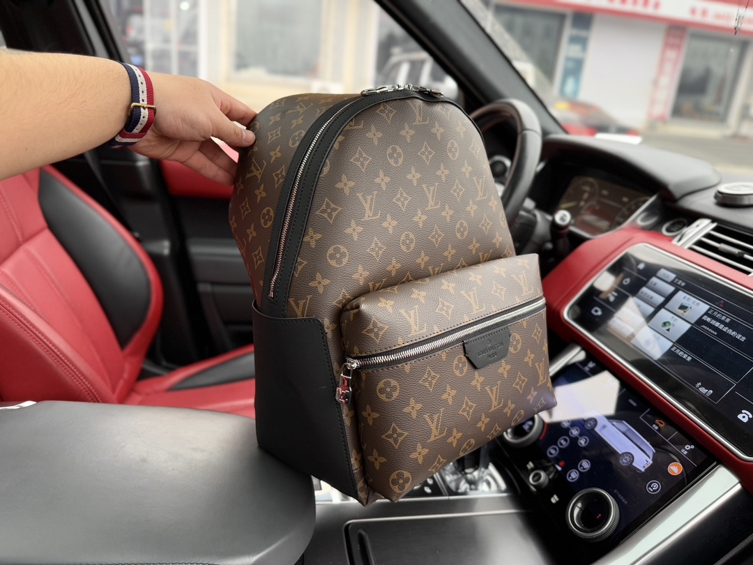Louis new arrival Discovery men backpack bag size??31*41*17 cm - Top Club