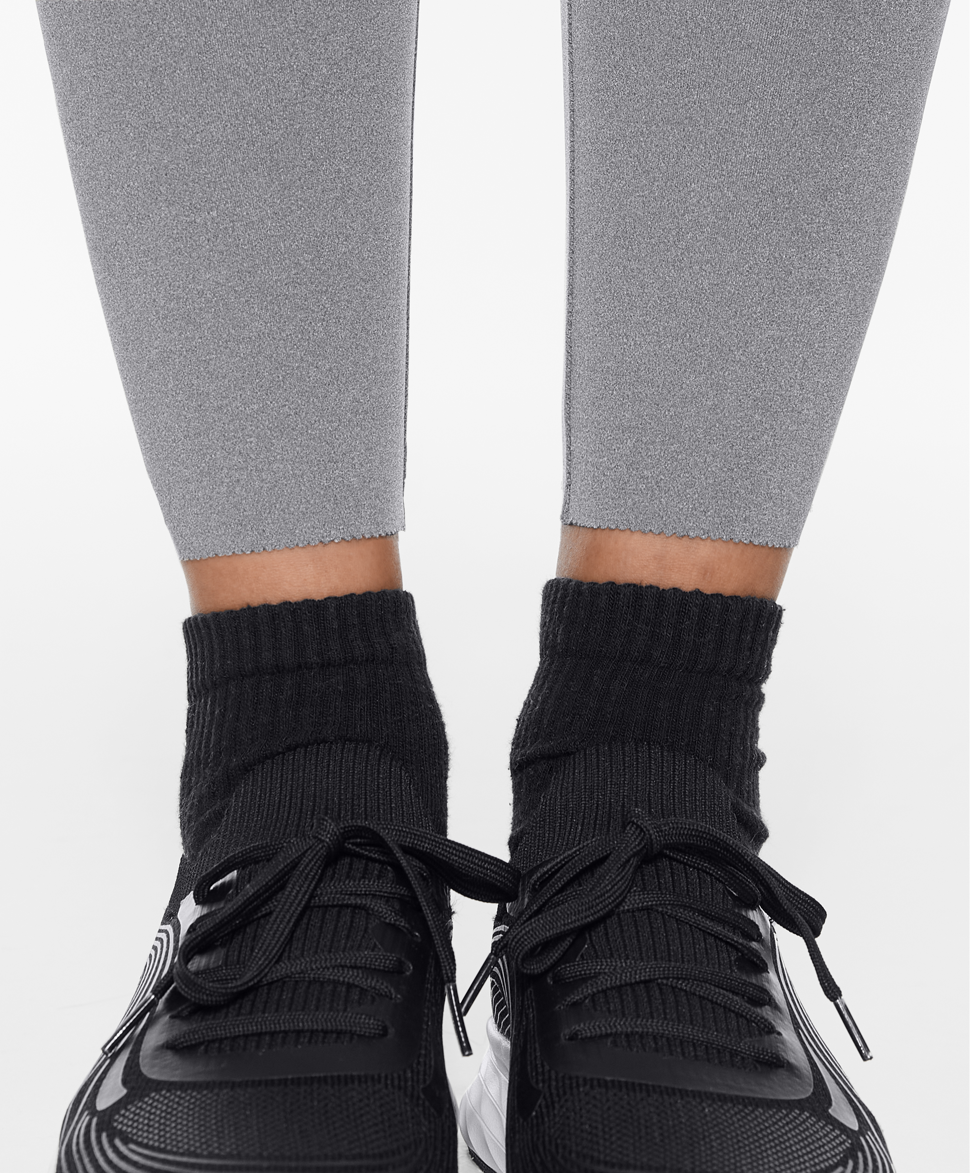 OYSHO Basic compressive ankle-length leggings