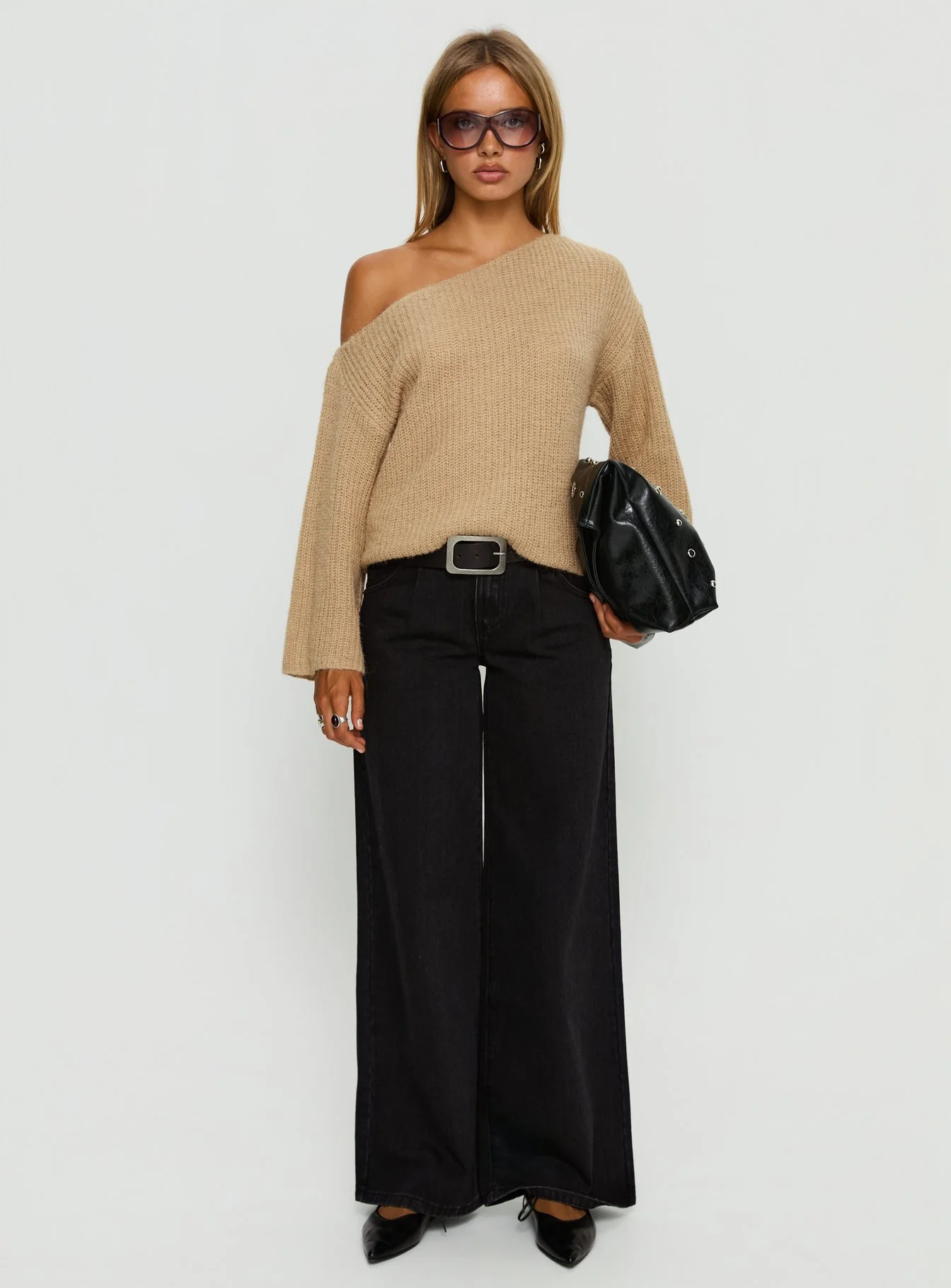 Delyn Off Shoulder Slouchy Knit Sweater Camel