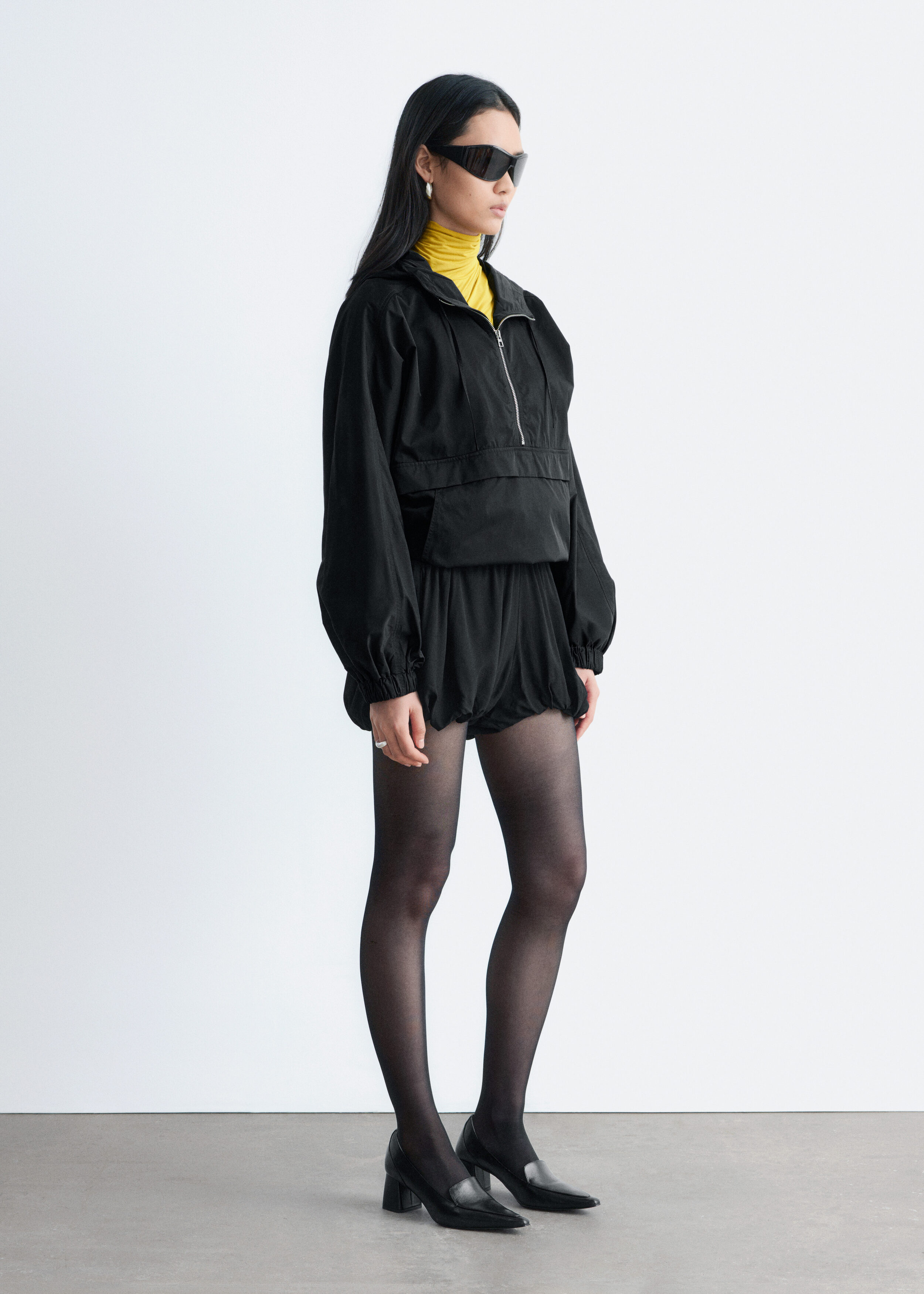 & Other Stories ELASTIC BUBBLE SHORTS