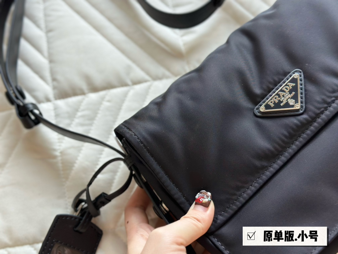 Pra invites x Cini Boeri bag - Top Club