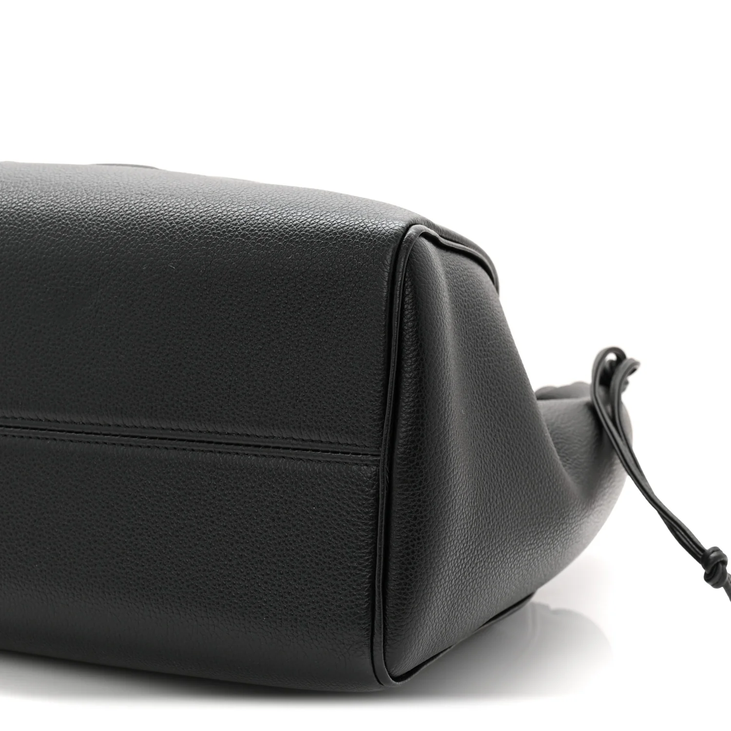 Calfskin Cuir Triomphe Cabas Drawstring Black - Top Club