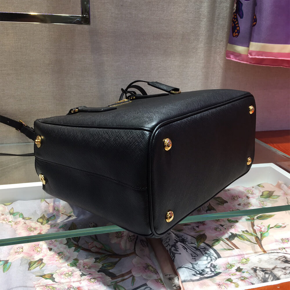 Prada Medium Prada Galleria Saffiano leather bag(HIGH-END GRADE) - Top Club