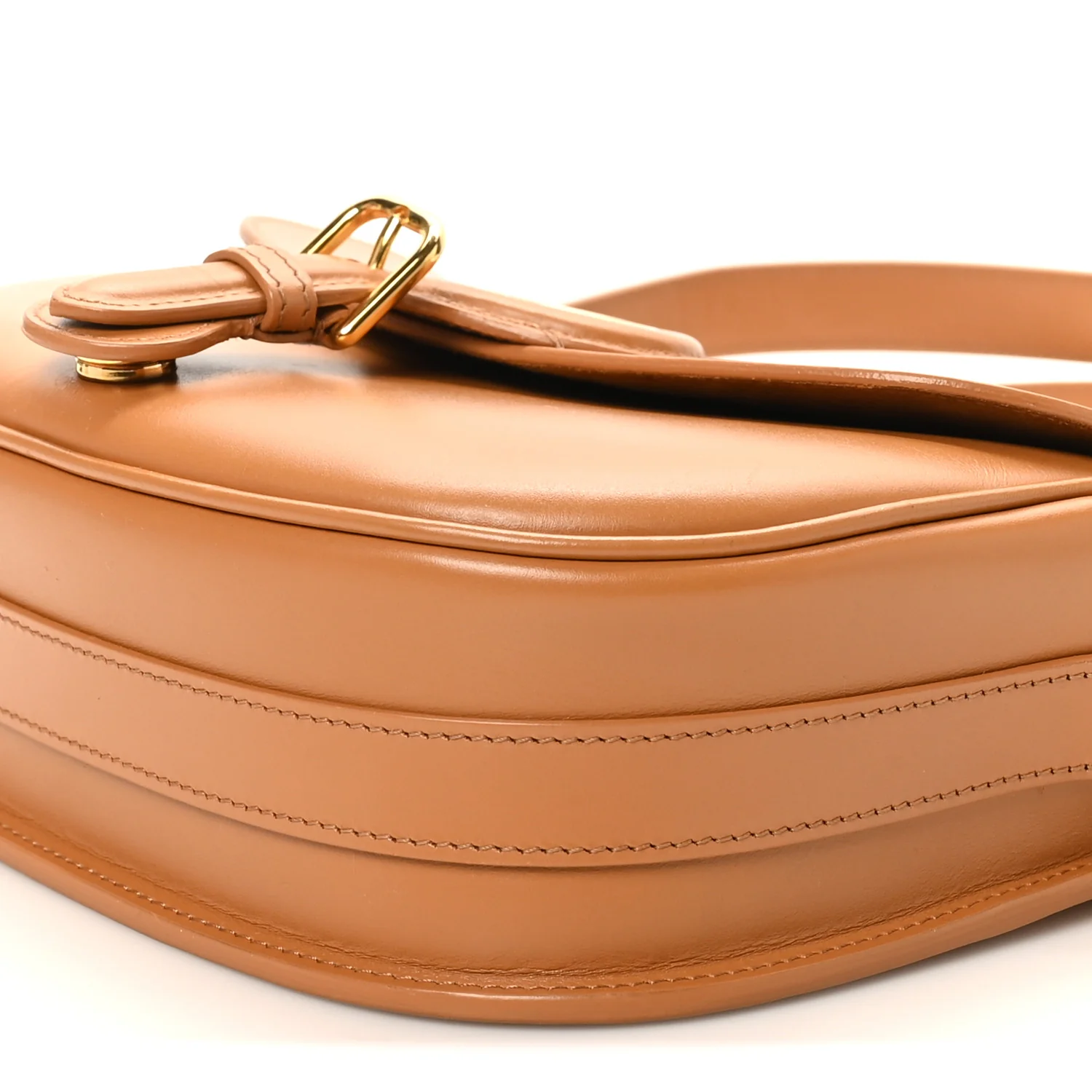 Box Calfskin Medium Bobby Flap Camel - Top Club