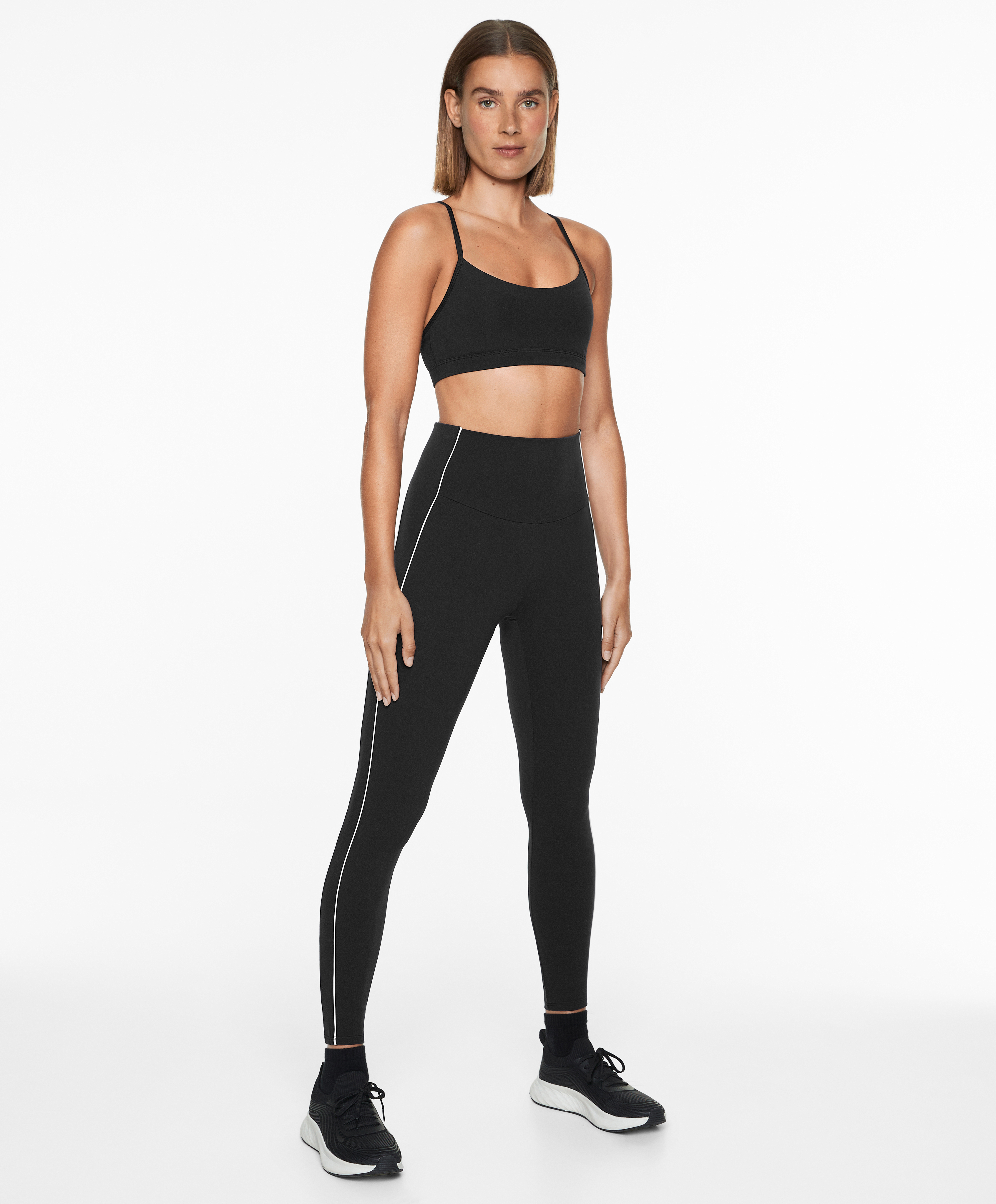 OYSHO Low-support Comfortlux sports bra with cups