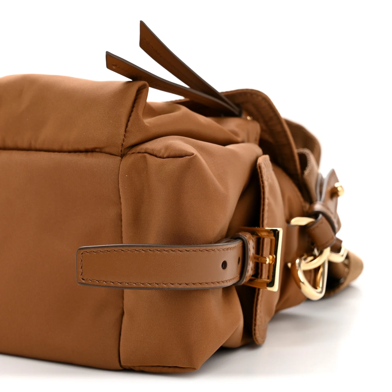 Re-Nylon Medium Explore Shoulder Bag Camel - Top Club