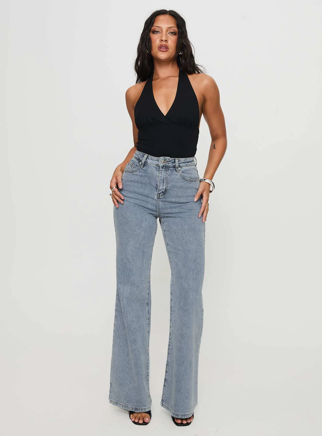 Thearlie High Rise Flared Jeans Light Wash