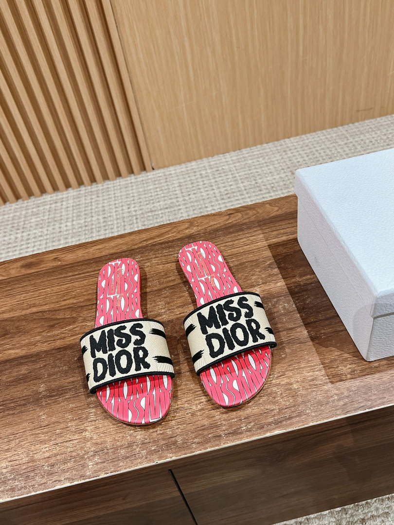 Dior KCO109EZO Dway Slide Embroidered Cotton and Pink Miss Dior Allover Motif Shoes D82986 - Sneaker Replica Workshop