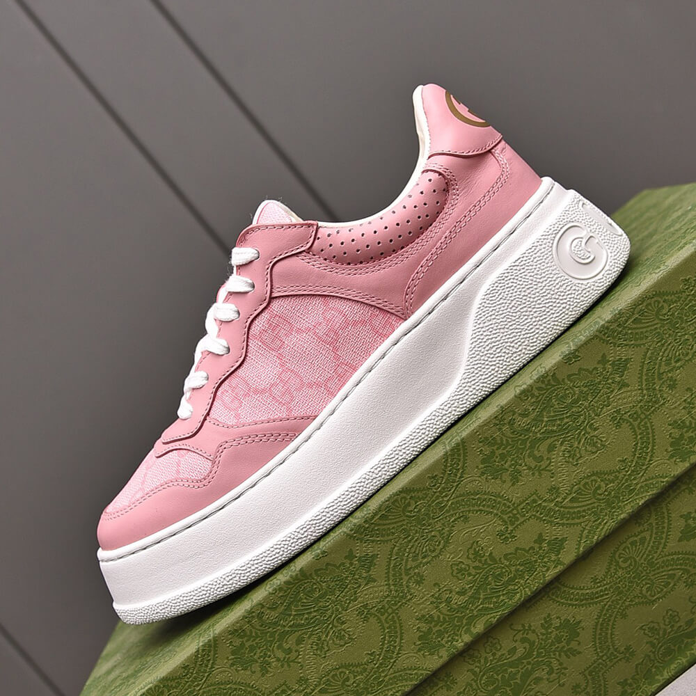 GUCCI Chunky B leather sneakers - Top Club