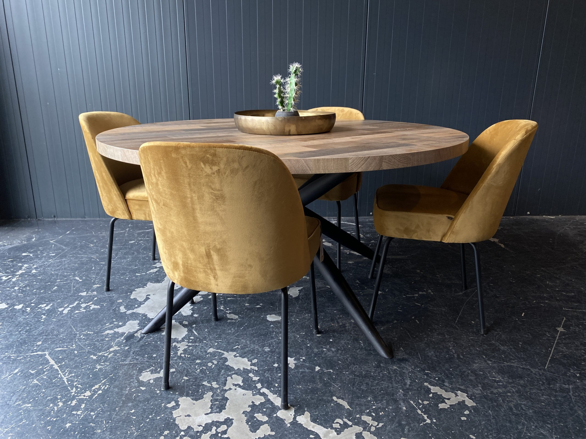 Krasvaste eettafel Carmen 140cm