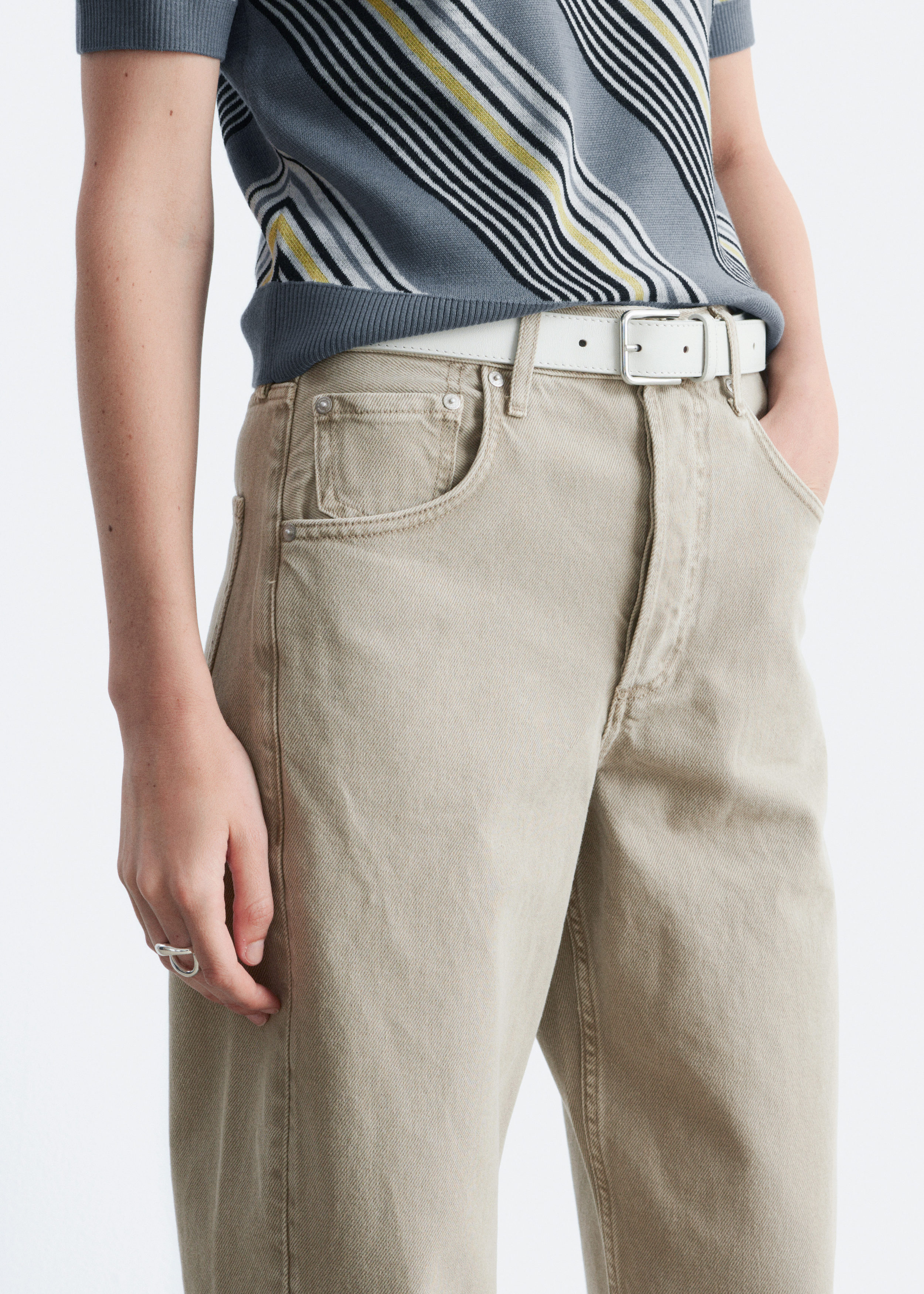 & Other Stories BARREL-LEG JEANS