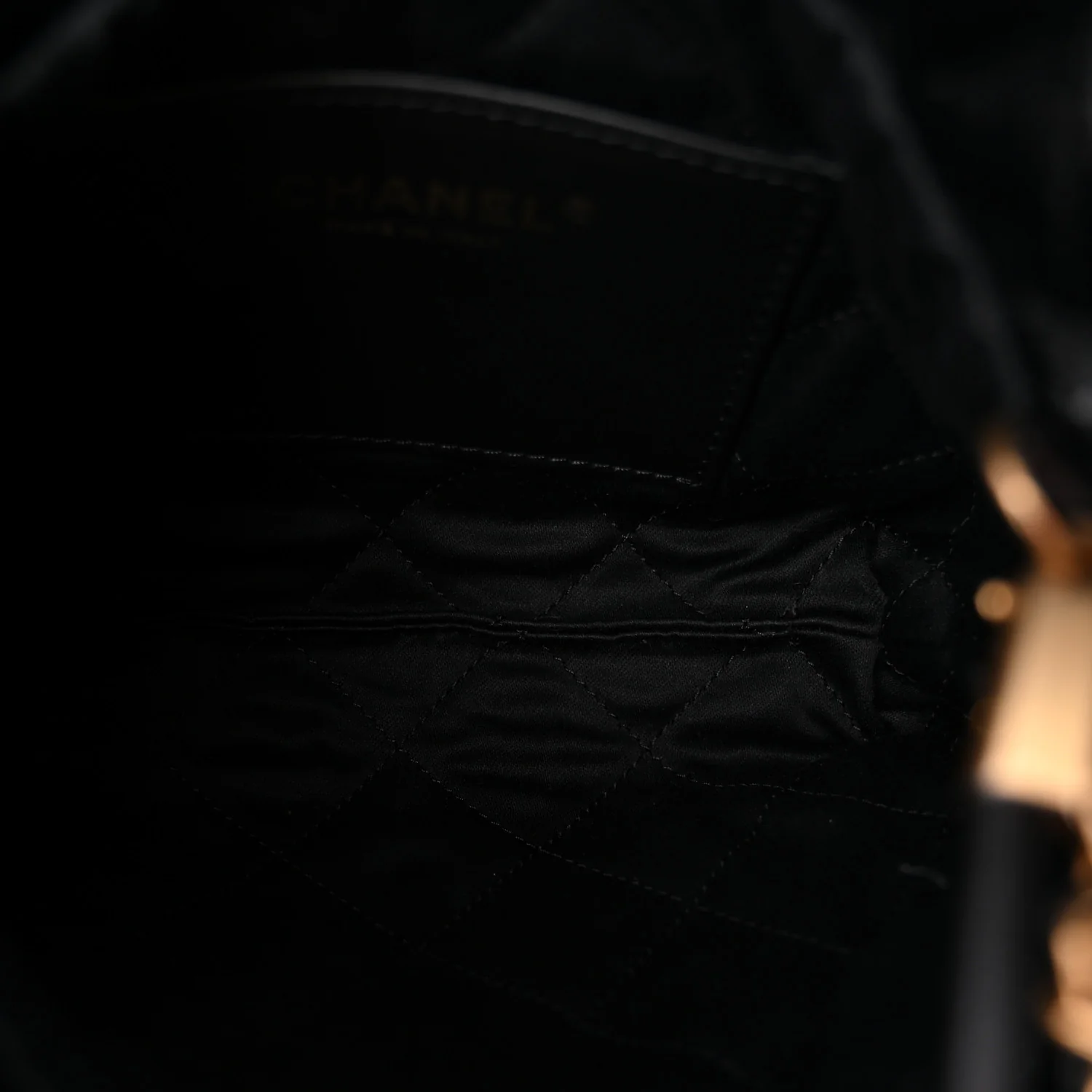 Shiny Calfskin Quilted Mini Chanel 22 Black - Top Club