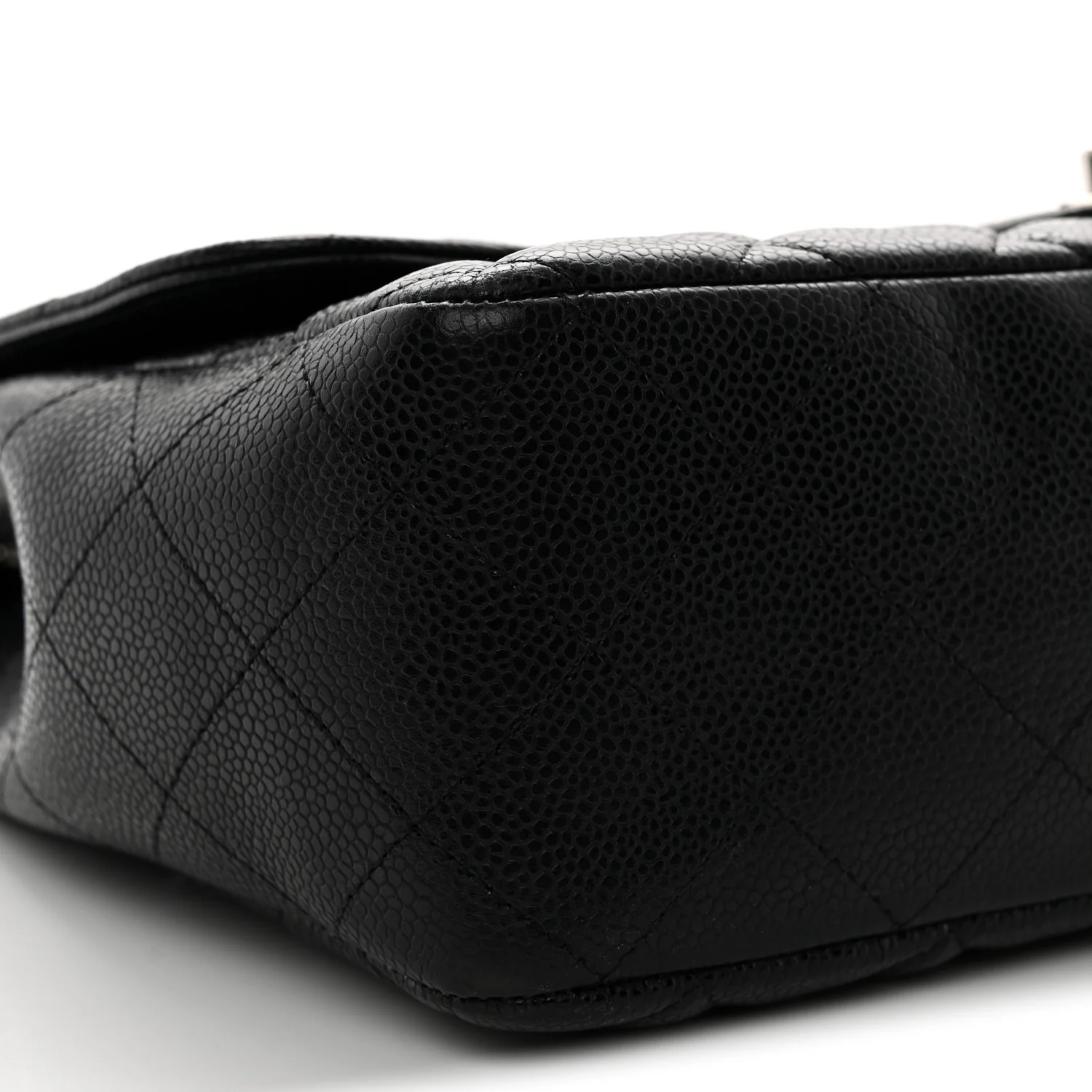 Caviar Quilted Jumbo Single Flap Black - Top Club